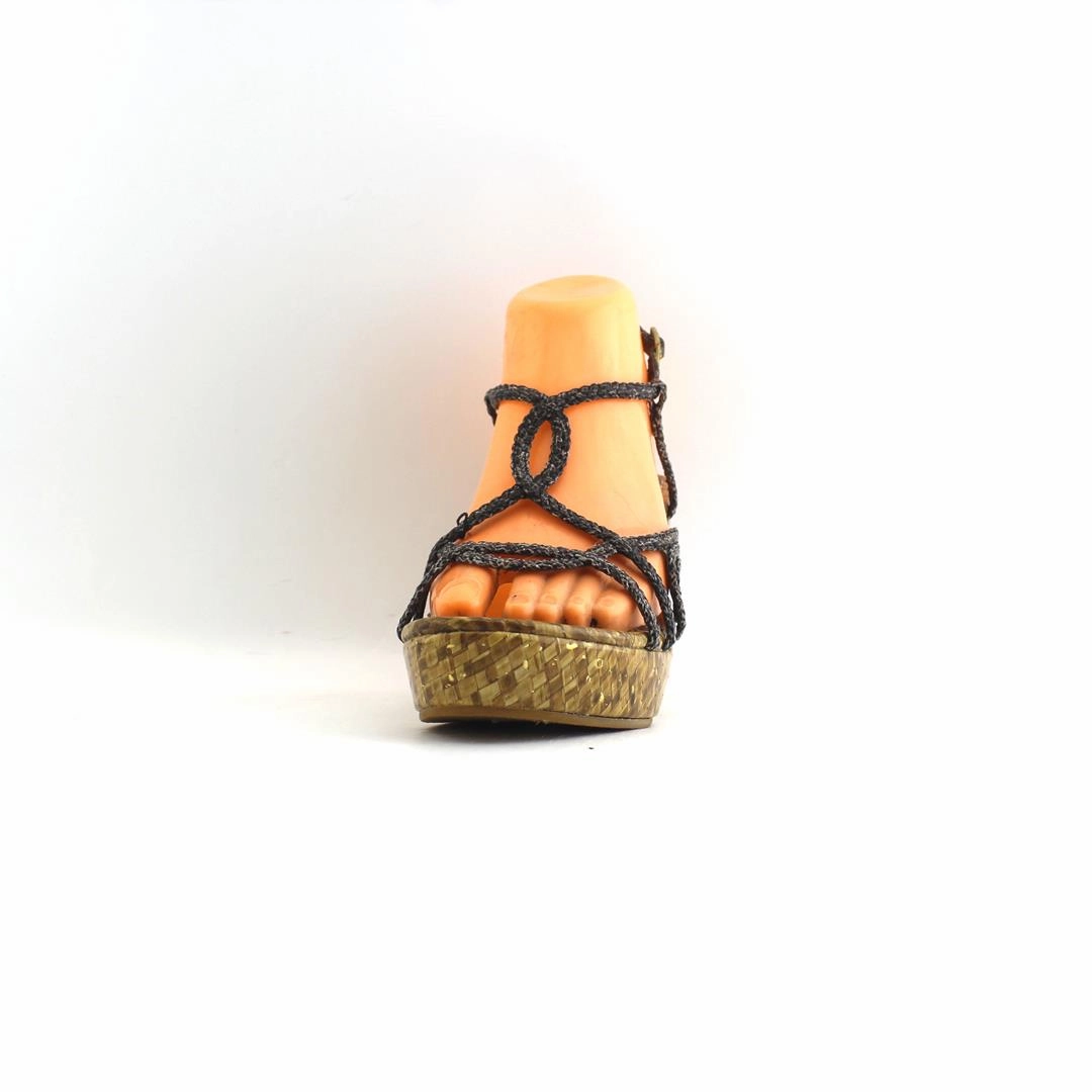 2 LIPS TOO ESCAPE Heel Height