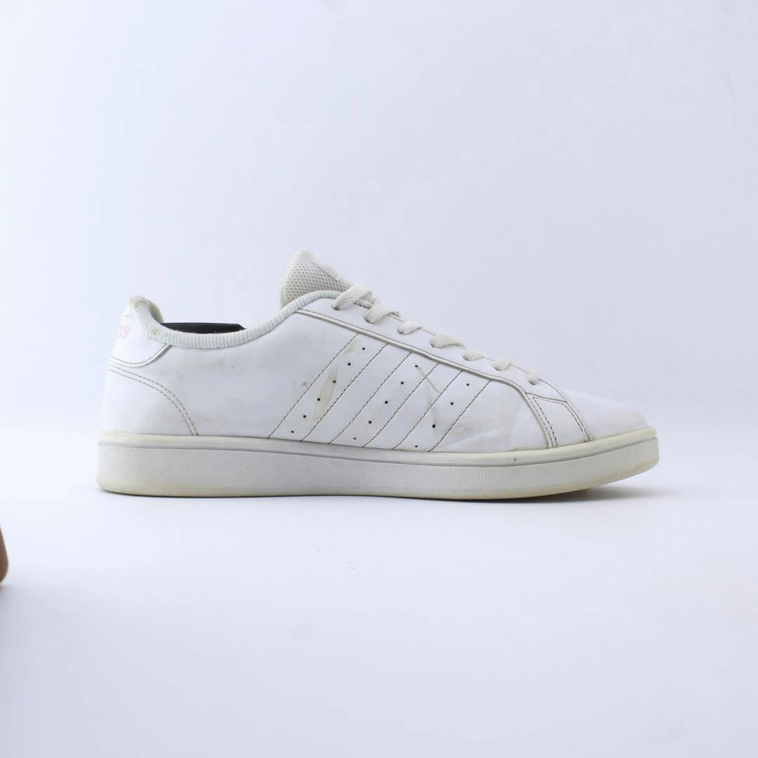 ADIDAS . Lightweight Hiking Shoes Reviews