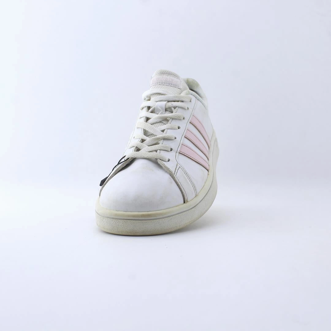 ADIDAS . Cheap Hiking Shoes