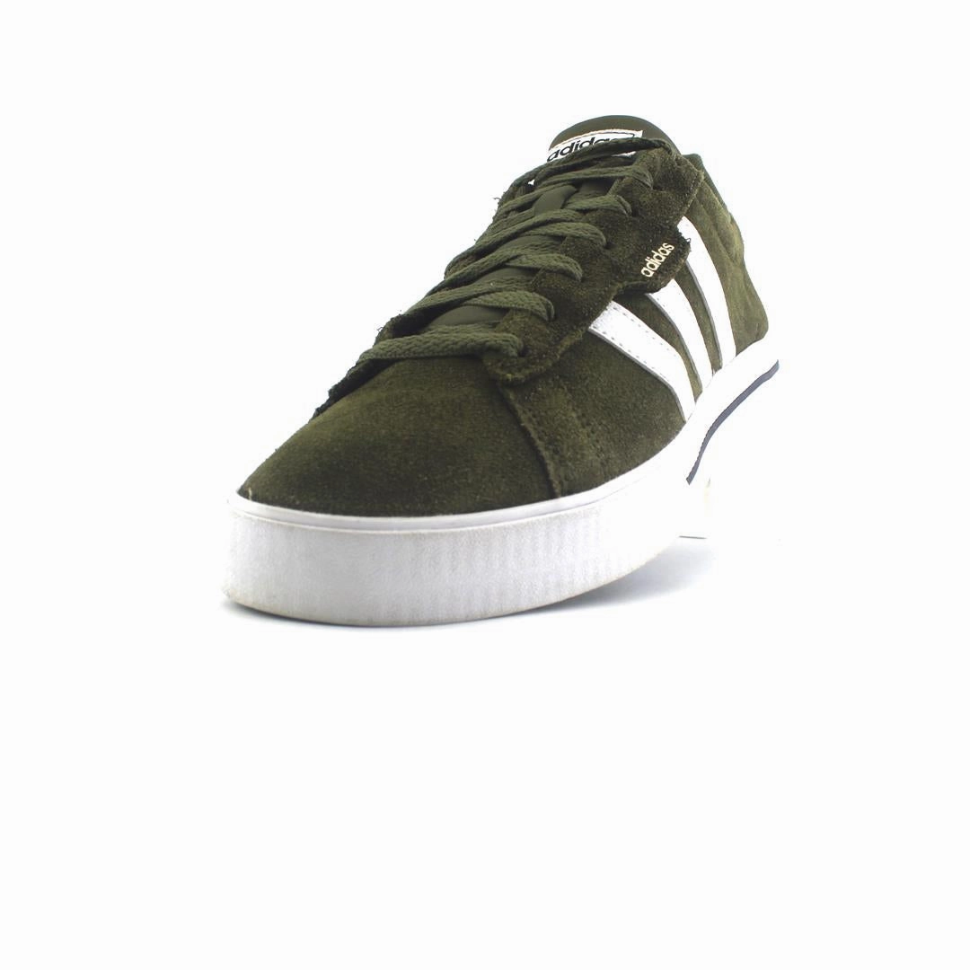 Best Time To Buy Shoes ADIDAS DAILY 3.0