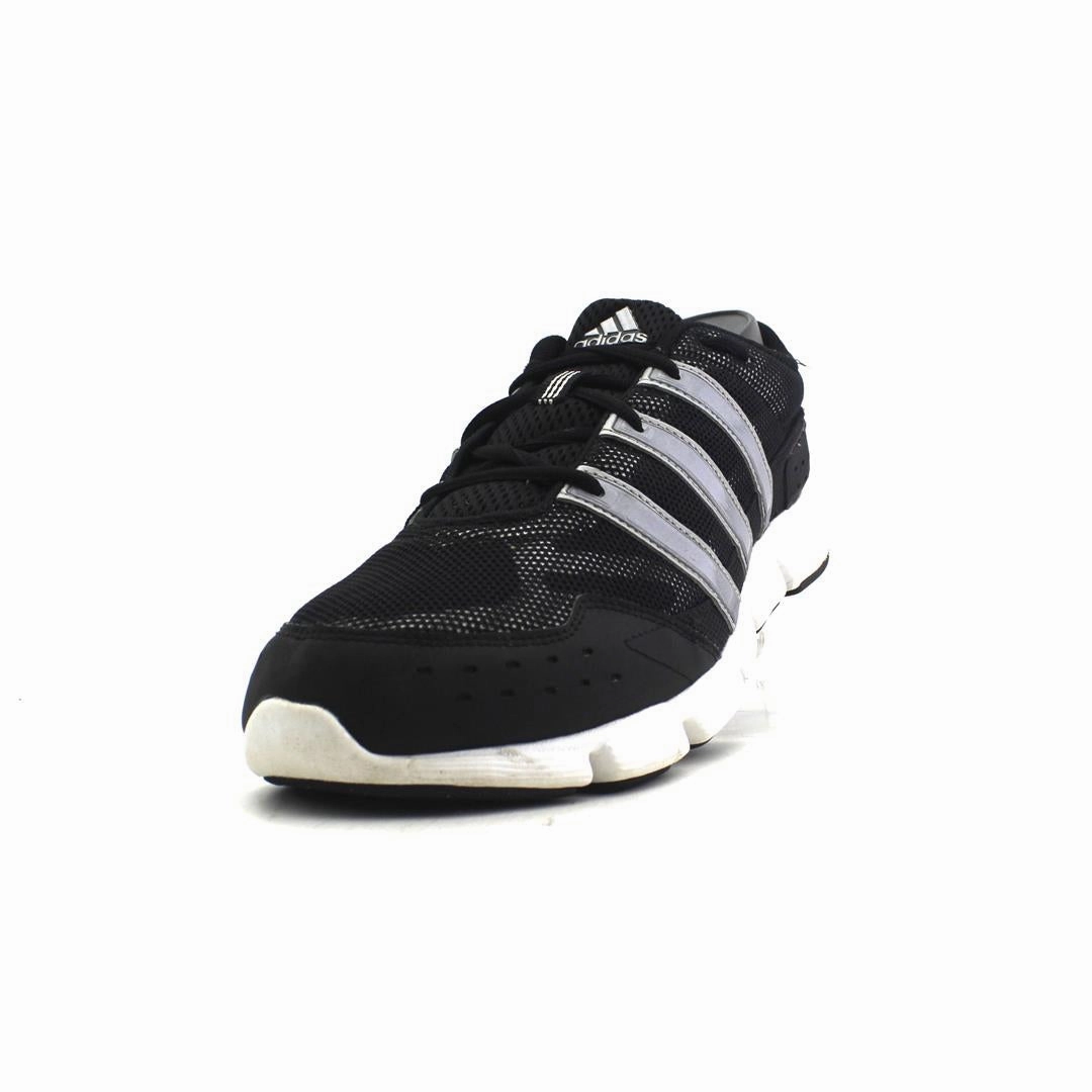 ADIDAS  HERREN SCHUHE GR 43.5 Running Shoes For Flat Footed Runners