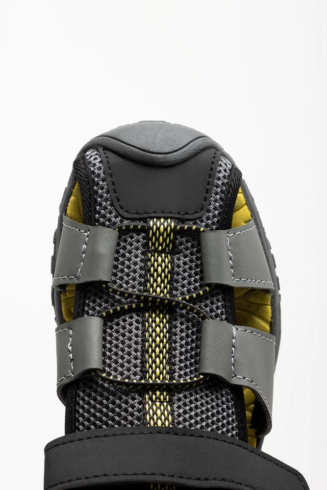 Flexible Hiking Shoes Adventure Sandals Charcoal