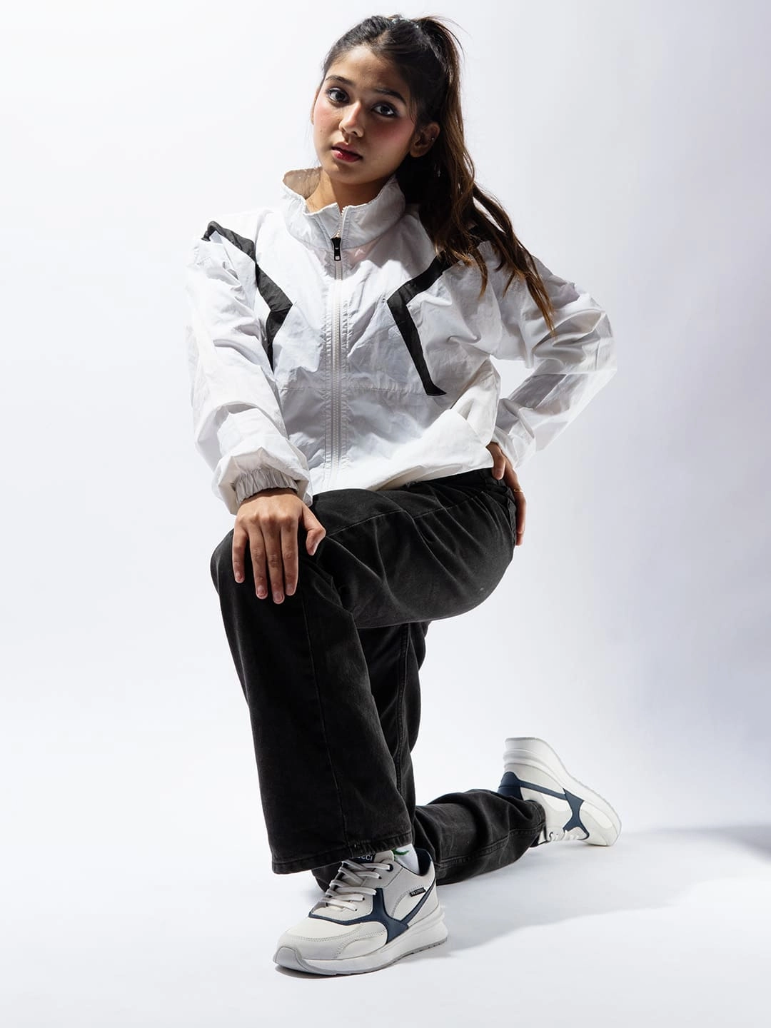 Clifton 4 Bacca Bucci NYC Low-Top Womens Sneakersfor Gen Z Fashionistas