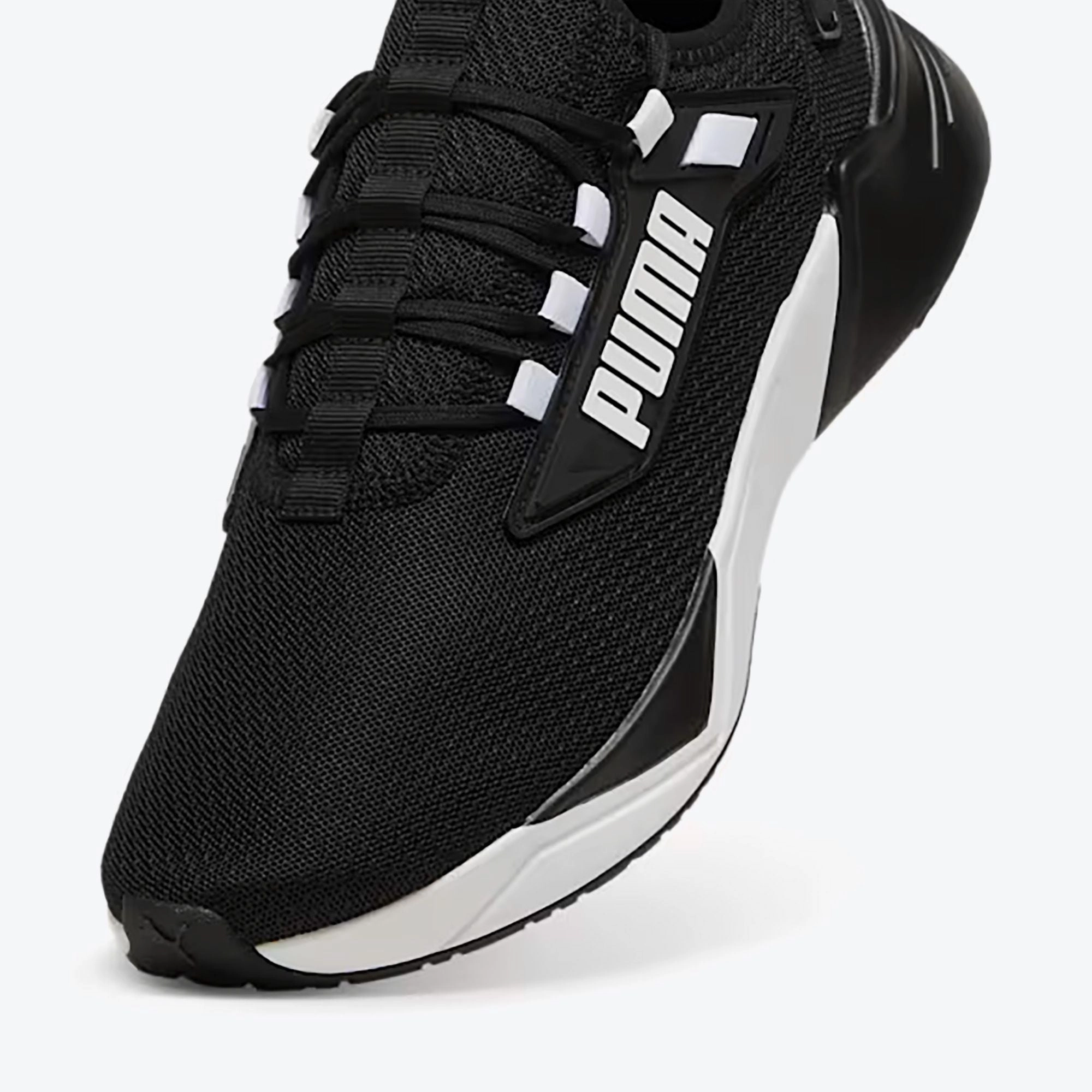 Puma Men's Retaliate Black/White Running Shoes Puma Lite Trail Shoes