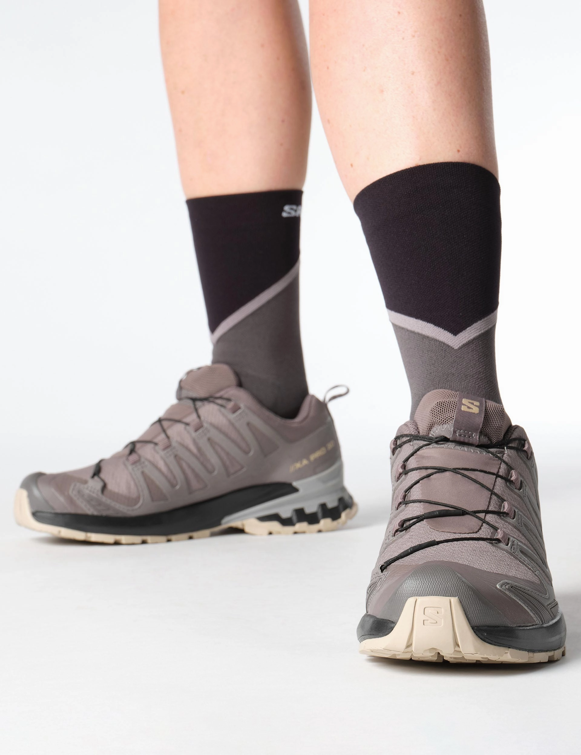 XA Pro 3D V9 Gore-Tex - Plum Kitten/Black/Gull Trail Running Shoes Las Vegas