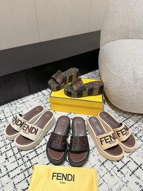Jelly Shoe Sandals SE1426 Fendi Sunshine / Size5-10