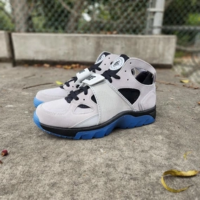 Nike Air Trainer Huarache Nike Superfly Indoor Shoes