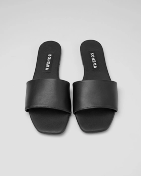 Handmade Flip Flops Mellow Slides Black vegan slides made of corn leather