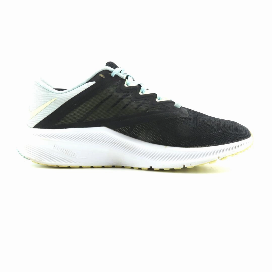 Nike Track Shoe NIKE QUEST 3