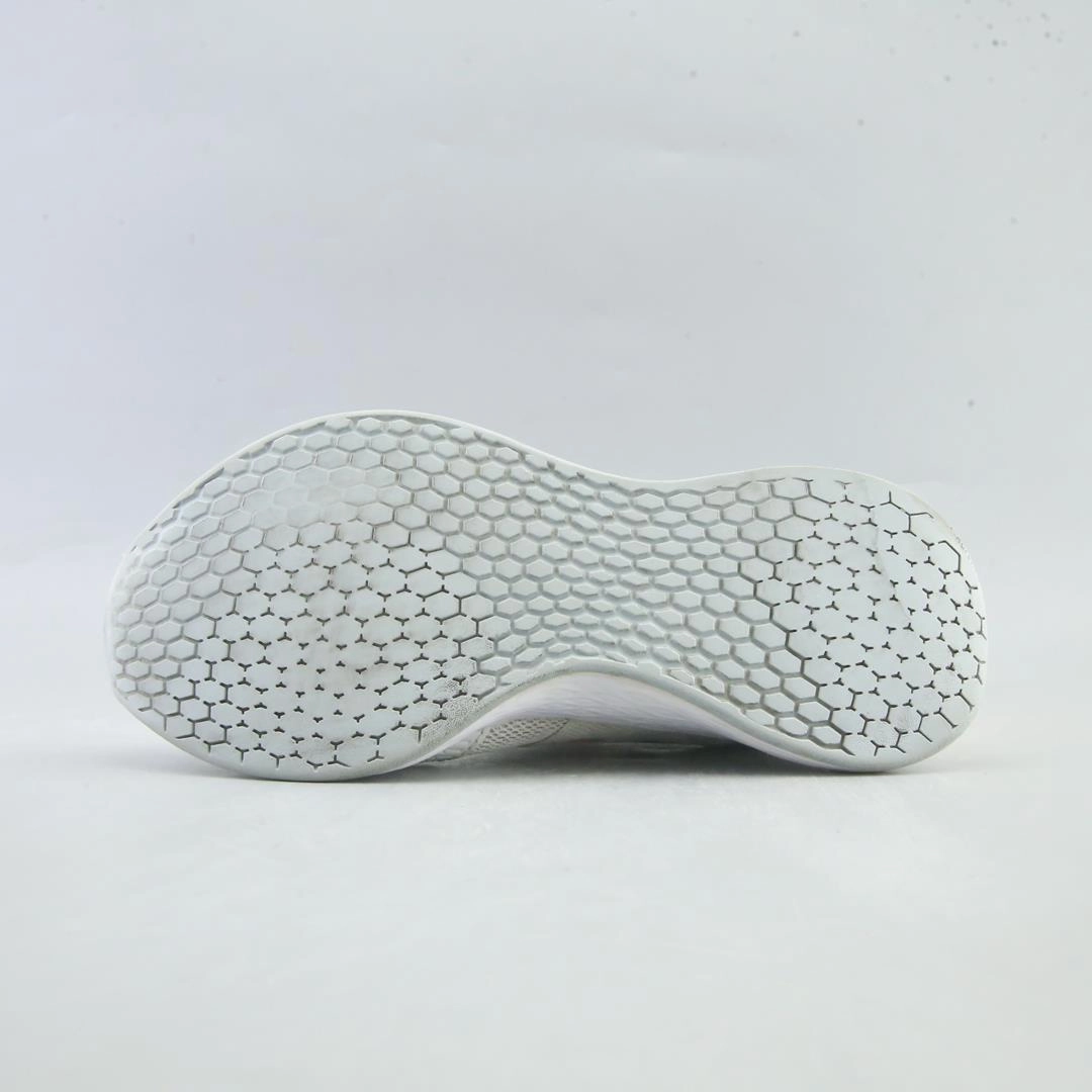 NEW BALANCE FRESH FOAM ROAV V1 New Balance 530 Sea Salt Sandstone