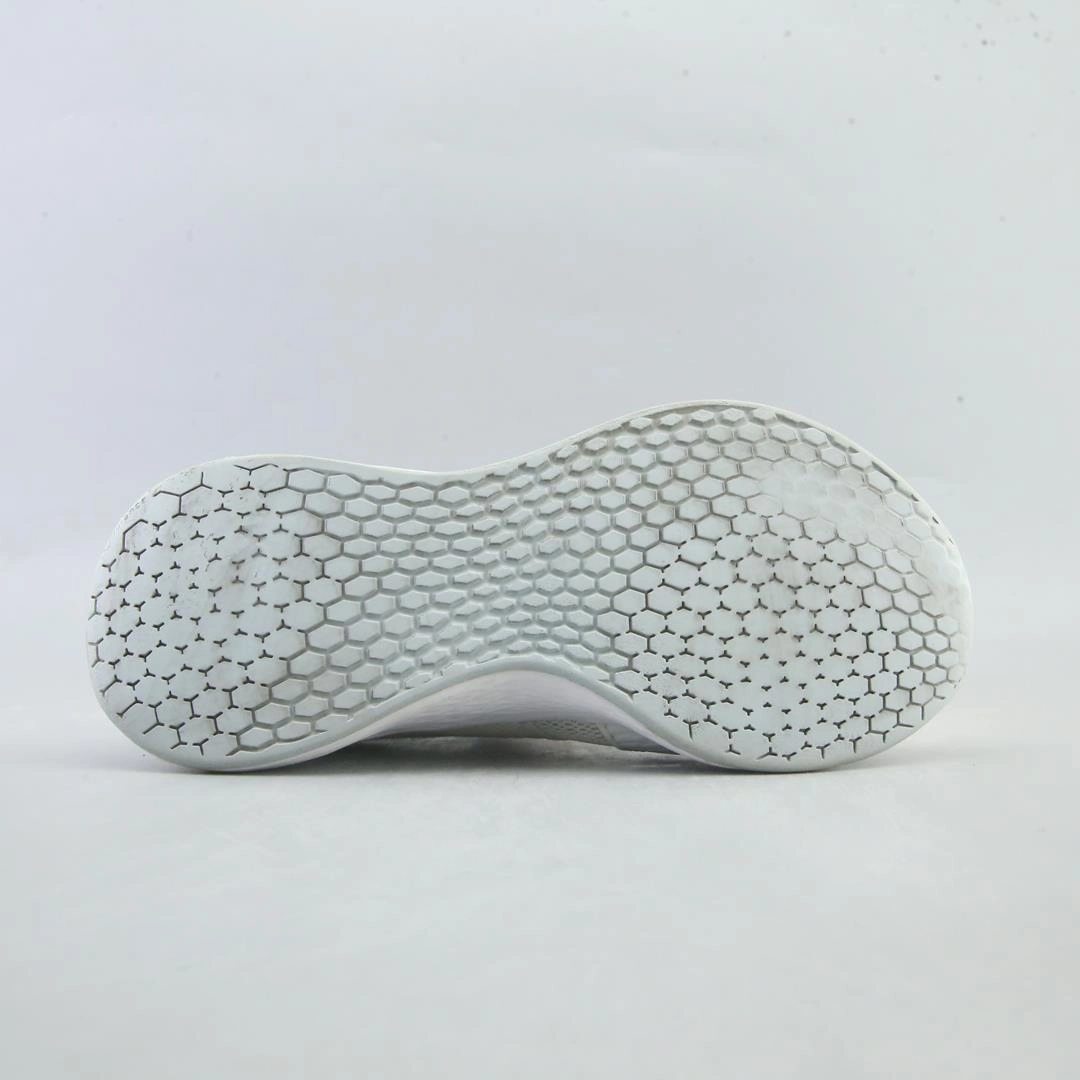 NEW BALANCE FRESH FOAM ROAV V1 New Balance Skate Sneakers