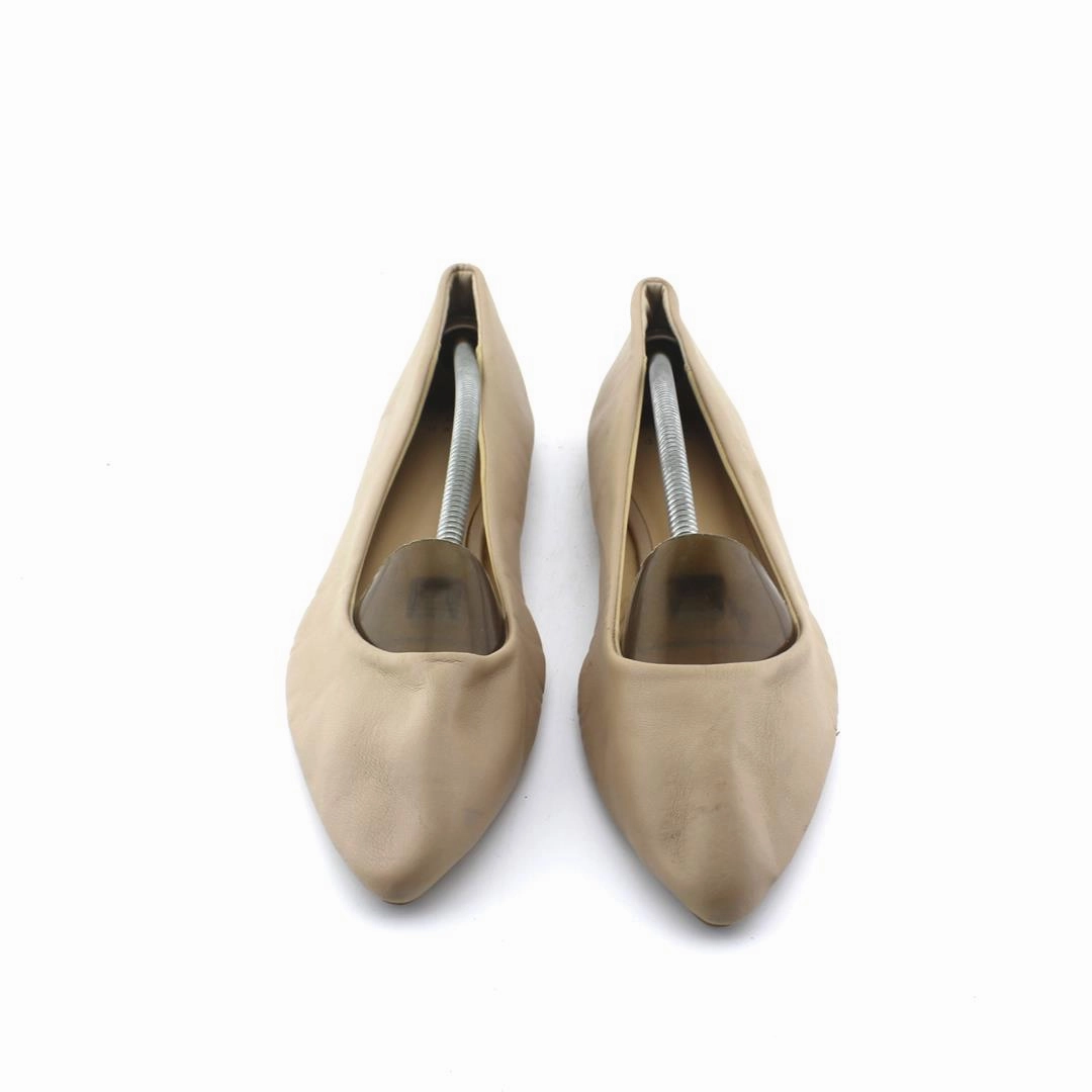 A.NEW DAY . Stores Selling Shoes Near Me