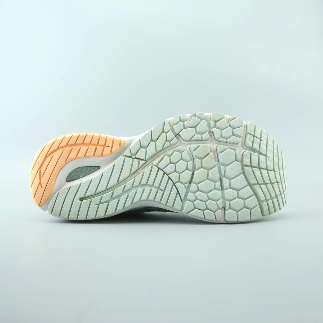 NEW BALANCE FRESH FOAM X 860V12 New Balance Farmington Hills Mi