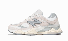 New Balance 9060 Moonbeam Sea Salt New Balance Fuelcell Rebel V4