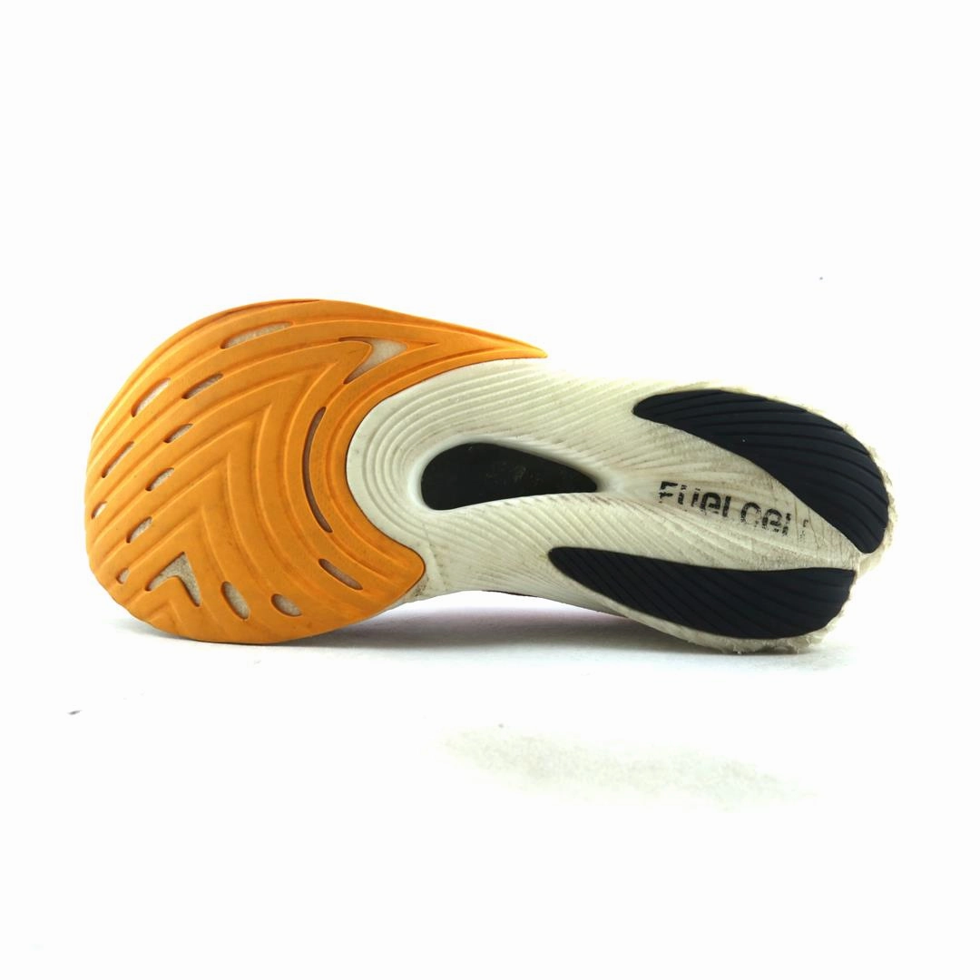NEW BALANCE FUELCELL RC ELITE V2 New Balance Women 860