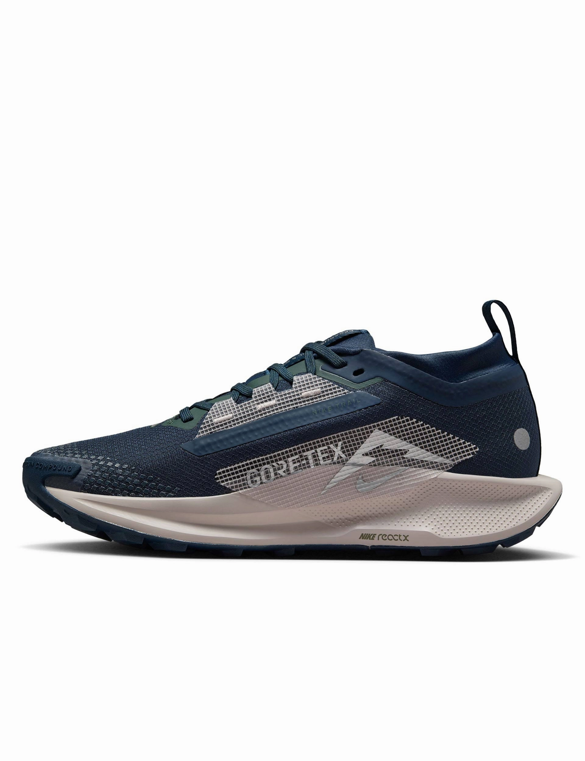 Pegasus Trail 5 Gore-Tex Shoes - Armoury Navy/Vintage Green/Platinum Violet Features Of Trail Shoes