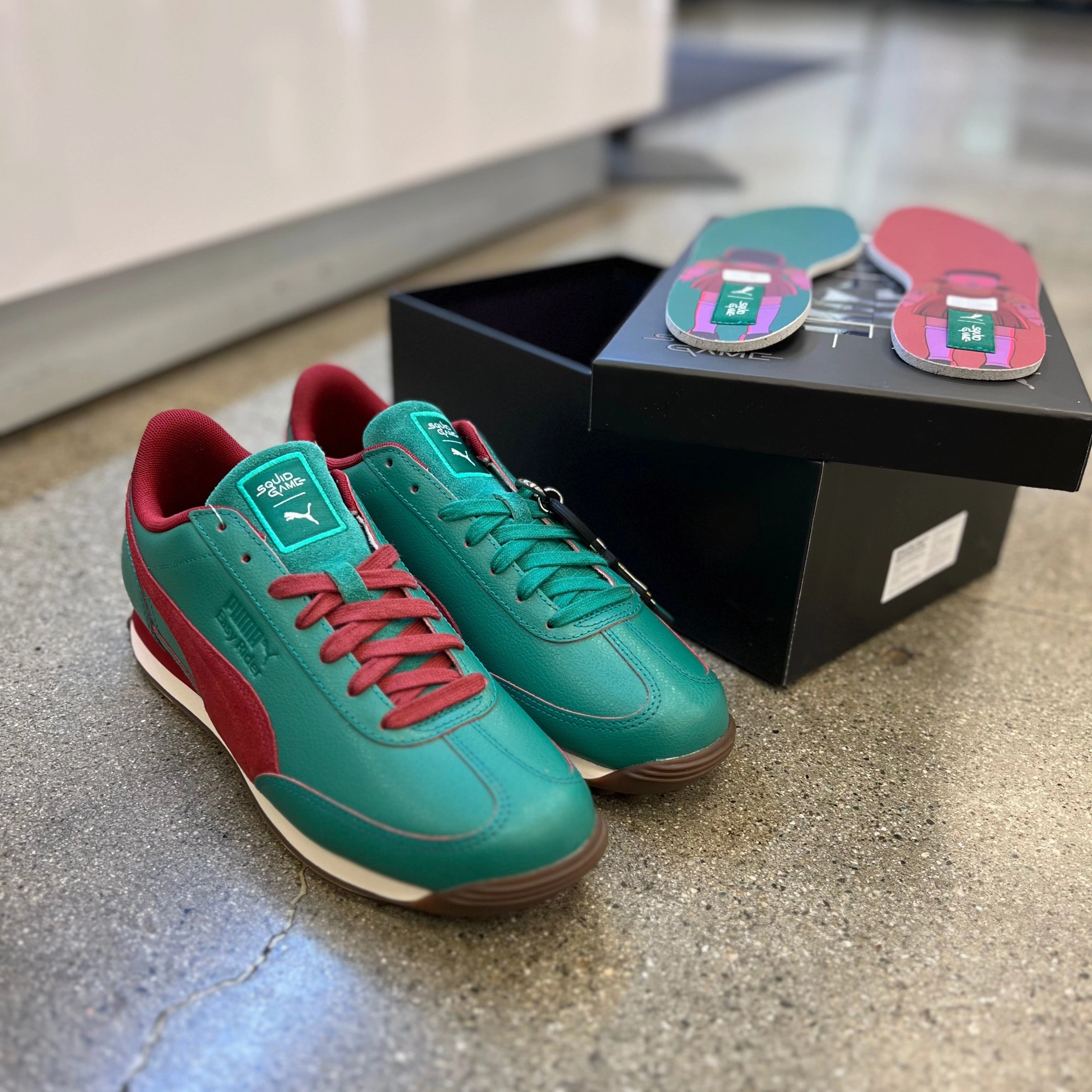 PUMA EASY RIDER SQUID GAME INTENSE RED DARK PINE Super Liga Puma Shoes