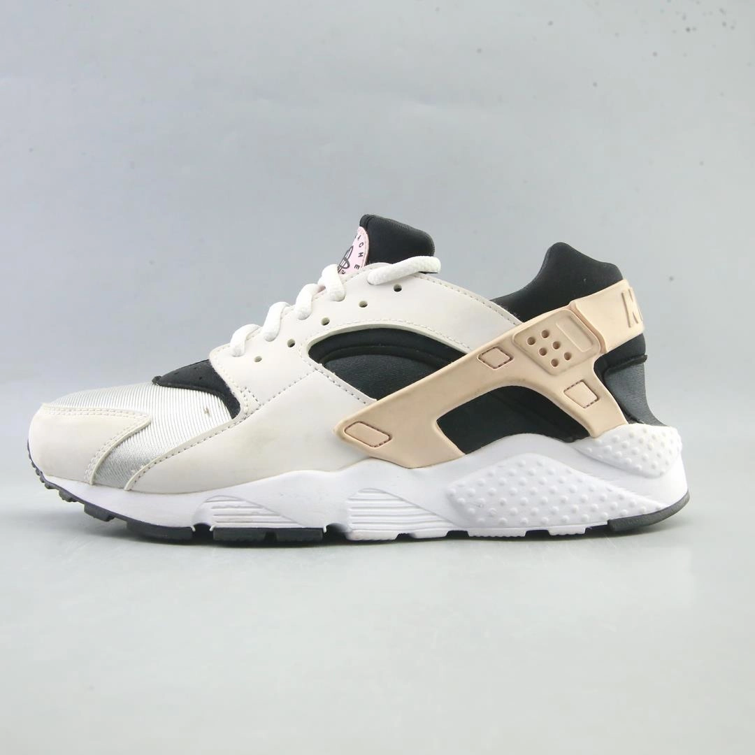 Classic Nike Shoes NIKE AIR HUARACHE RUN
