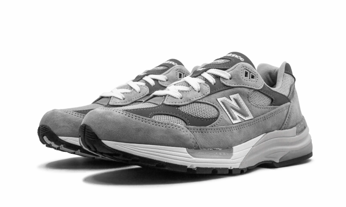 New Balance 574 Grey Sea Salt New Balance 992 Grey