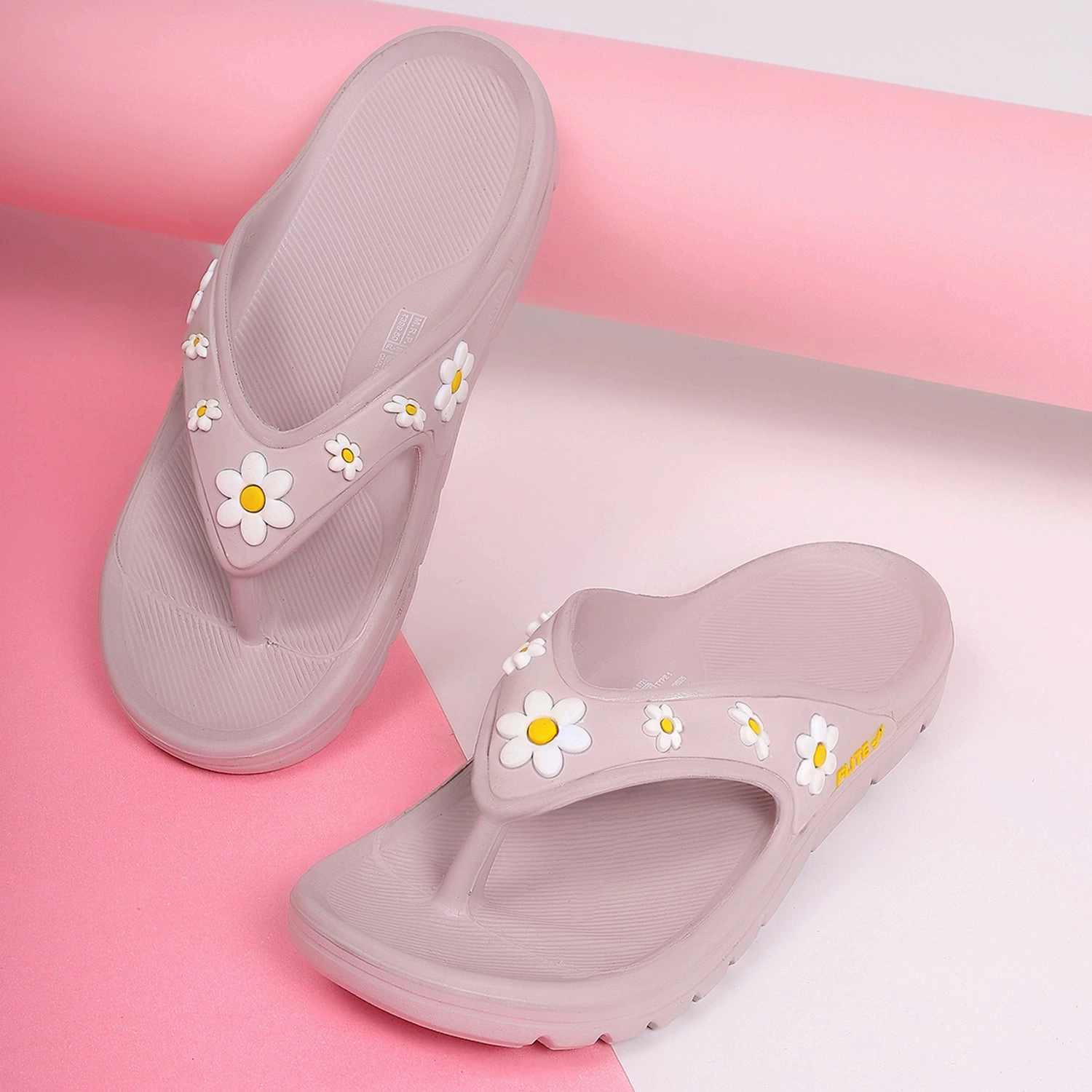 Flip Flo Flip-flops For Women FL 2055