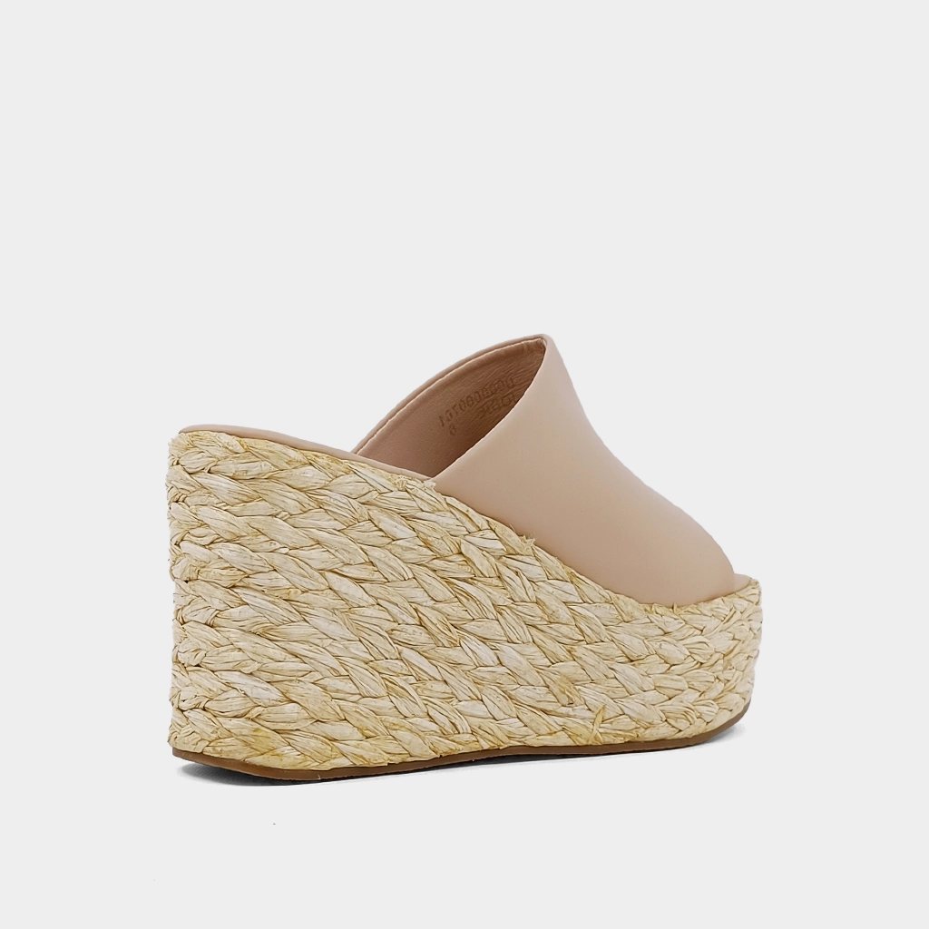 JODIE Platform Sandals Nearby
