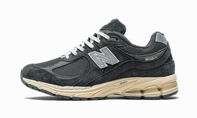 New Balance 2002R Black Dark Grey New Balance Cordura 1906r