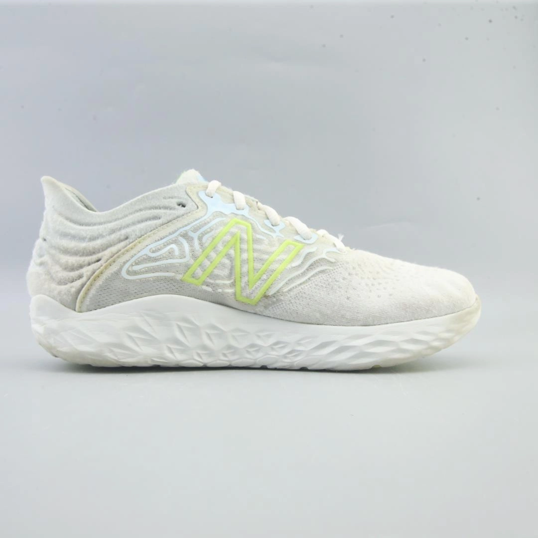 NEW BALANCE FRESH FOAM BEACON V3 New Balance Sneakers 2024