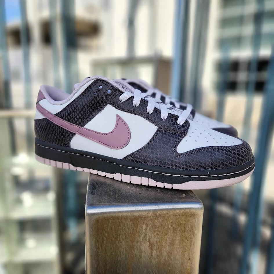 Nike Dunk Low Notre Dame Shoes Nike