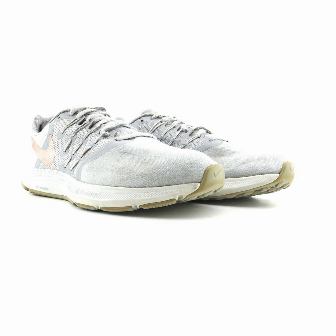 NIKE SWIFT RUN Air Max Nike Tennis Shoes