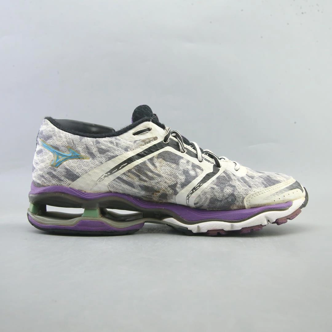 MIZUNO WAVE CREATION 15 Best Arch Support For Running Shoes