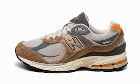 Hottest New Balance Sneakers New Balance 2002R Mushroom Hazy Peach