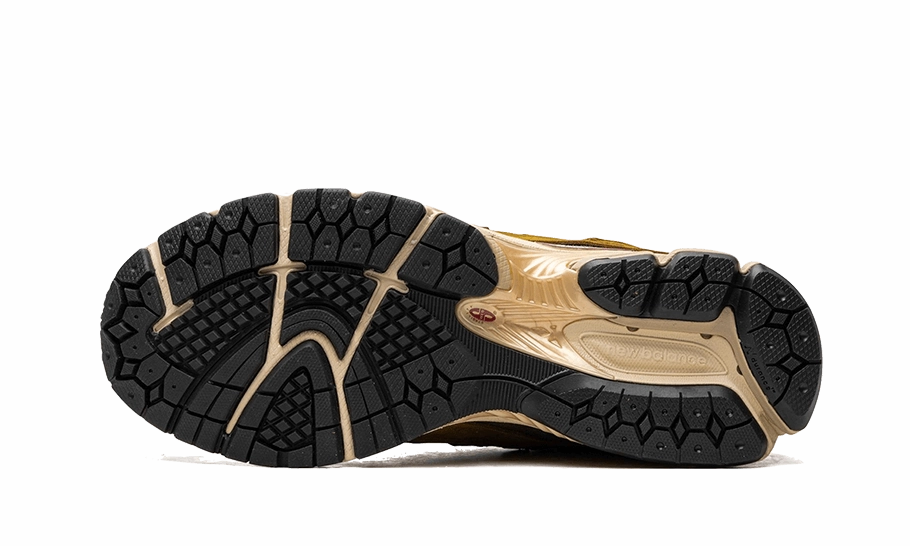 New Balance 327 Womens 9 New Balance 2002R Protection Pack High Desert