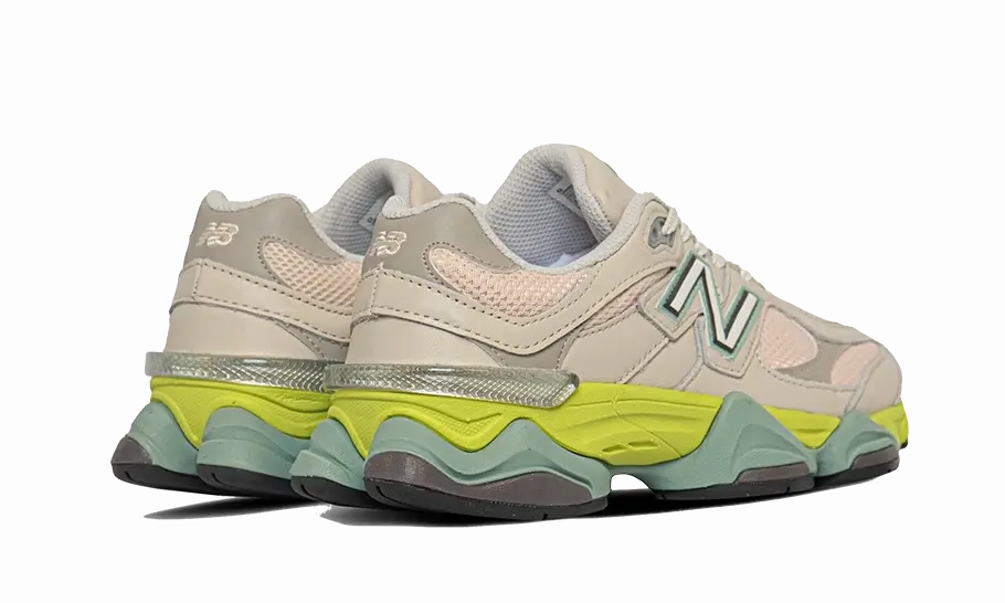 New Balance 9060 Moonbeam Vintage Rose Lime New Balance M870