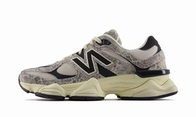 New Balance 9060 Year of the Snake New Balance Black Orange