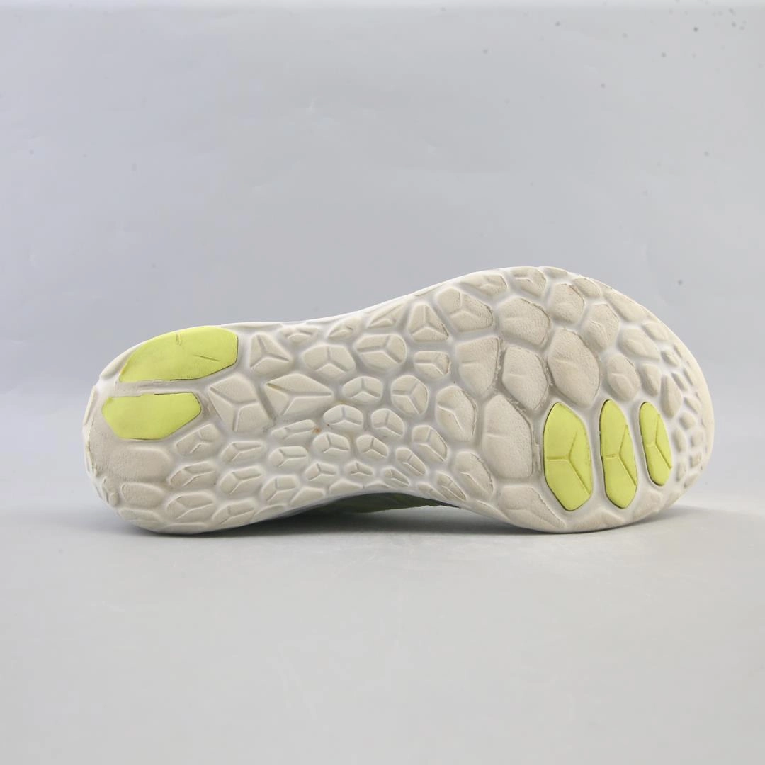 NEW BALANCE  FRESH FOAM BEACON V3 New Balance Slip Ins