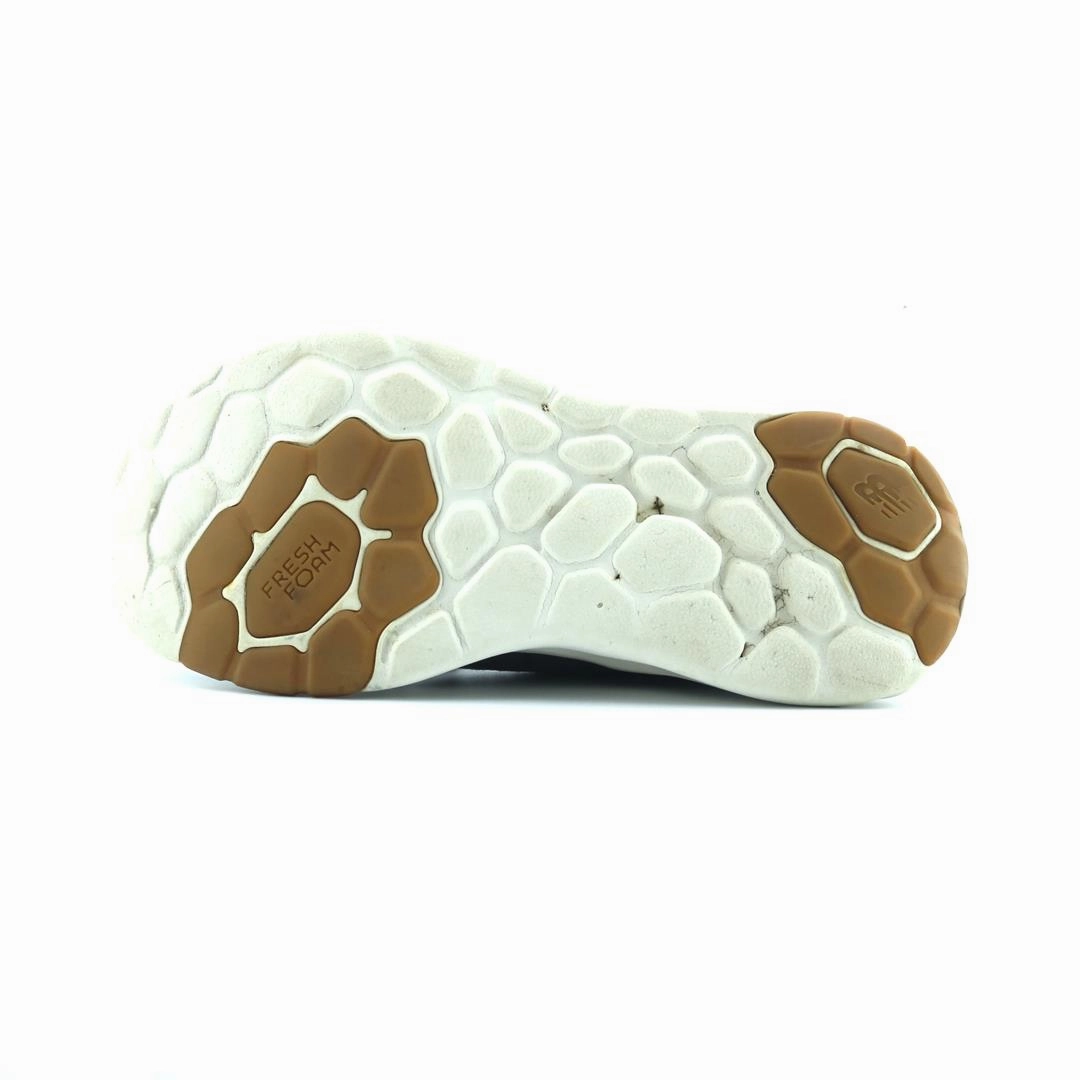 New Balance Lunar New Year NEW BALANCE FRESH FOAM ROAV V2