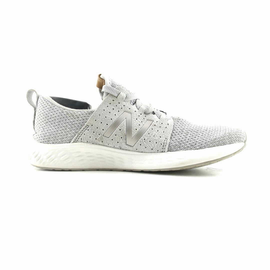 NEW BALANCE FRESH FOAM SPORT V1 New Balance Black And White 550