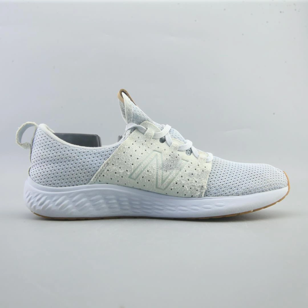 New Balance 550 Unc NEW BALANCE  FRESH FOAM SPORT V1