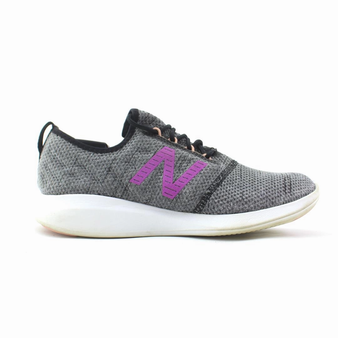New Balance 504 Womens NEW BALANCE FUELCORE COAST V4
