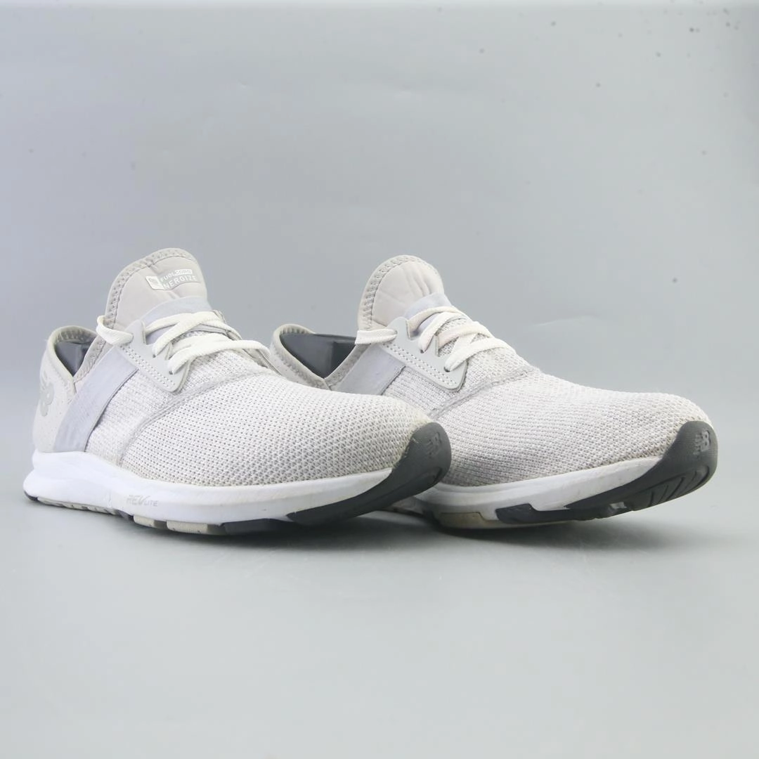 Womens Classic New Balance NEW BALANCE FUELCORE NERGIZE V1