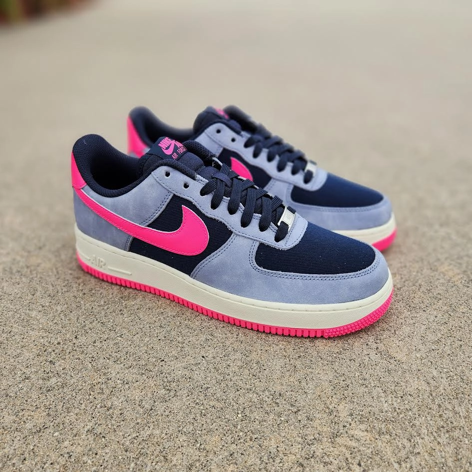 Nike Tawa Wrestling Shoe Nike Air Force 1 '07 LX 'FOX PINK'