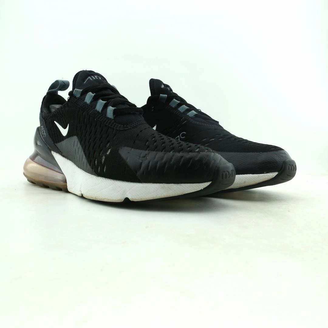 NIKE AIR MAX 270 Nike Pilates Shoes