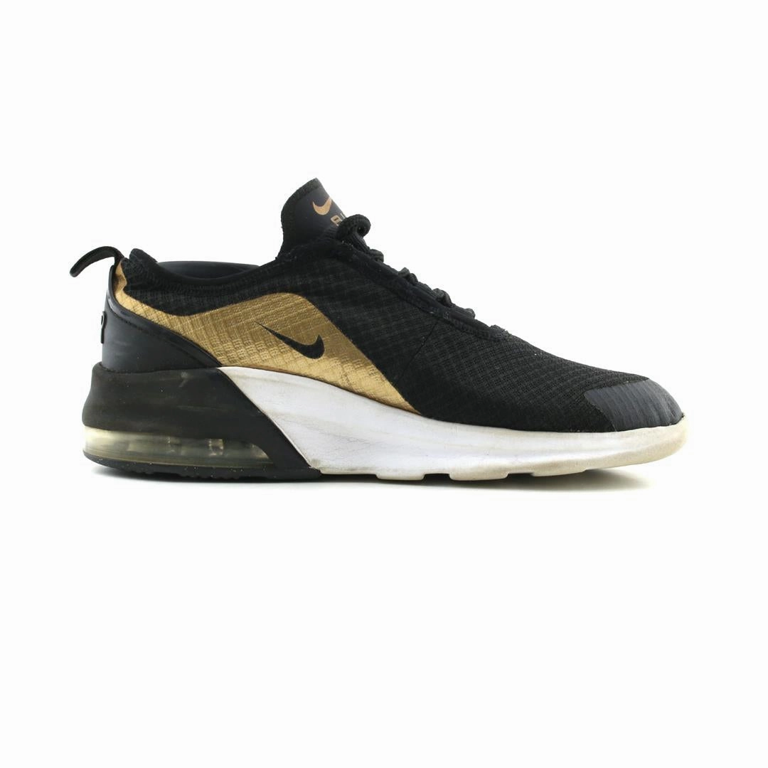 NIKE  AIR MAX MOTION 2 Nimbus Running Shoes