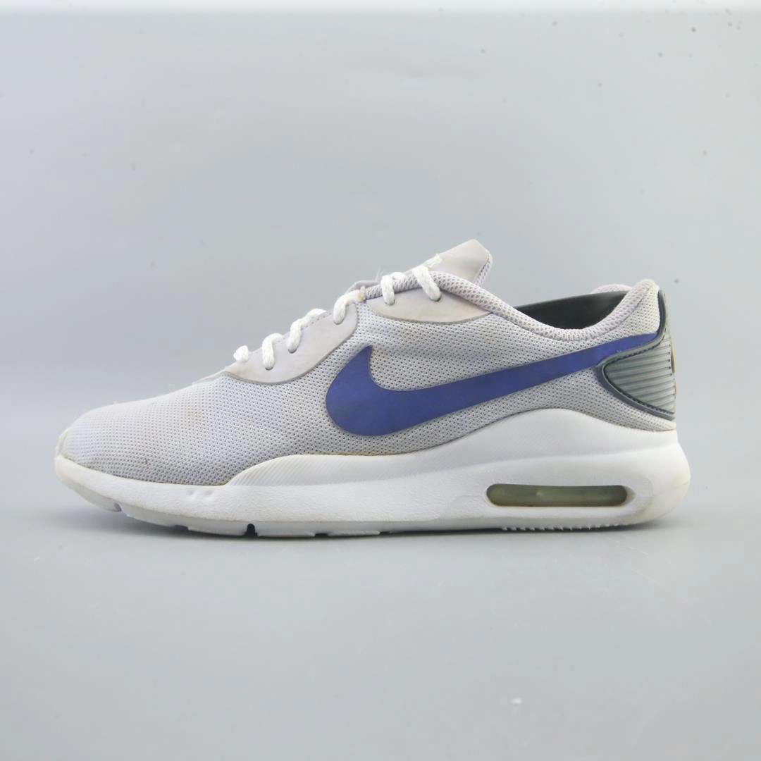 Best Gym Running Shoes NIKE  AIR MAX OKETO