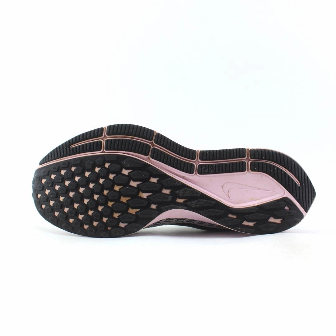 NIKE AIR ZOOM PEGASUS 35 Best Running Shoes For Knee Pain 2025