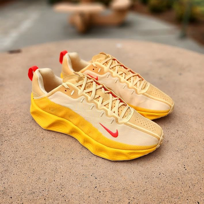 Nike Ava Rover 'Celestial Gold' Nike Kyrie Basketball Shoe