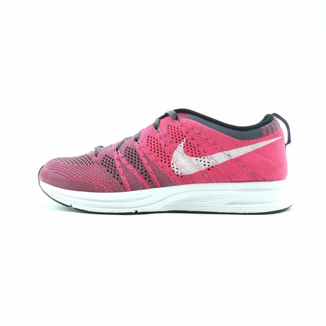 NIKE  FLYKNIT TRAINER Nike Buckle Shoes