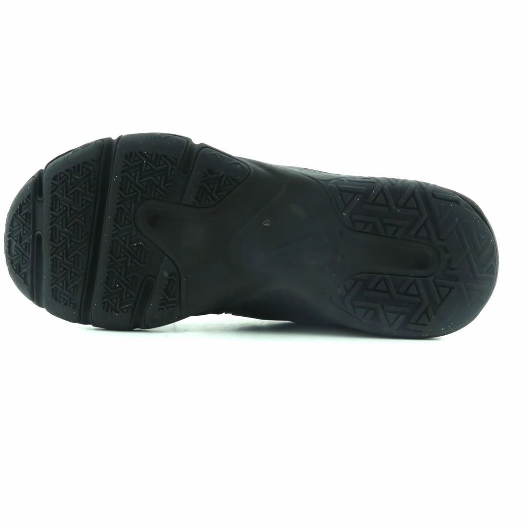 Signature Shoes Nike NIKE  LEGEND ESSENTIAL 2