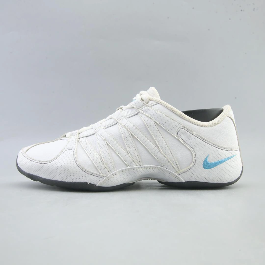 Nike No Tie Shoes NIKE MUSIQUE IV