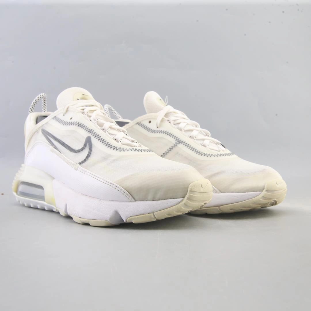 NIKE AIR MAX 2090 Scottie Pippen Nike Shoes